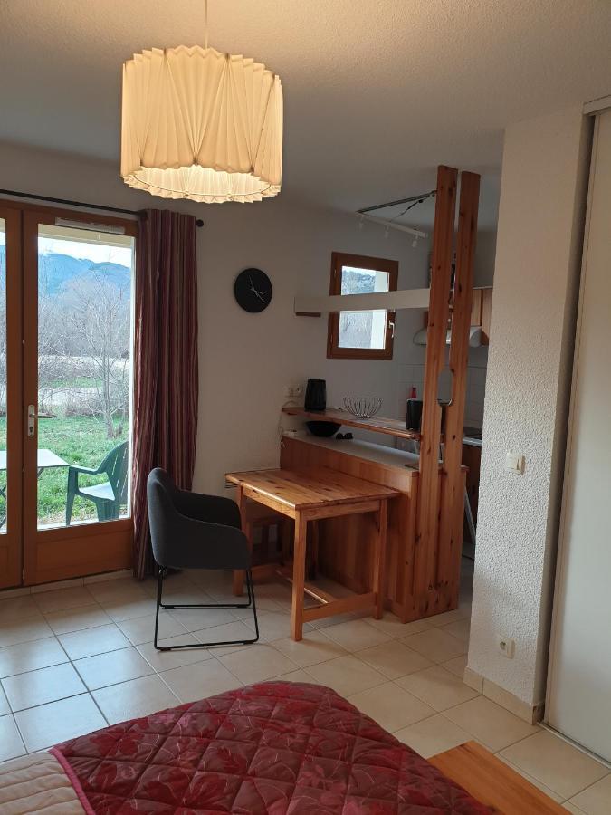 Les Bains Apartment